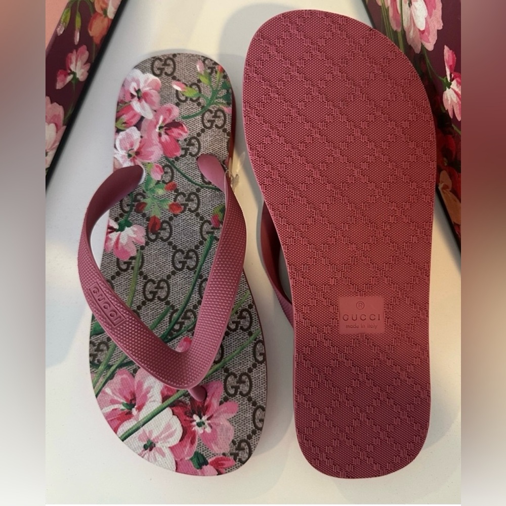Gucci Pink Floral Sandals